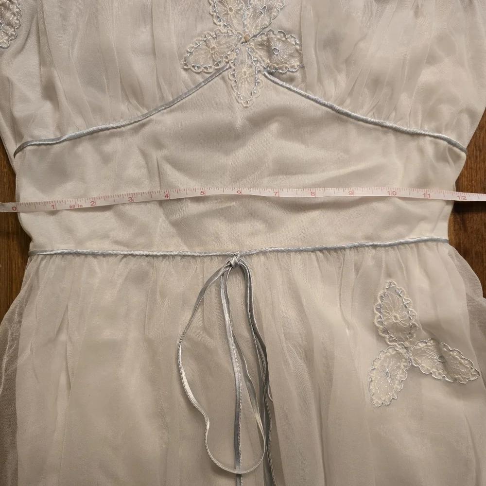VTG 50s White Sheer Nylon Embroidered Nightgown Peignoir Dress - Coquette S/ - Picture 6 of 16